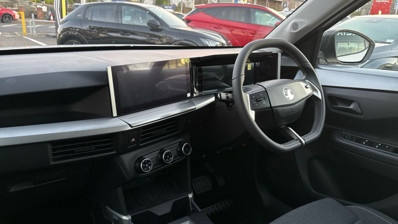 Vauxhall Frontera 1.2 Hybrid Design 5dr e-DCT6 Petrol Estate